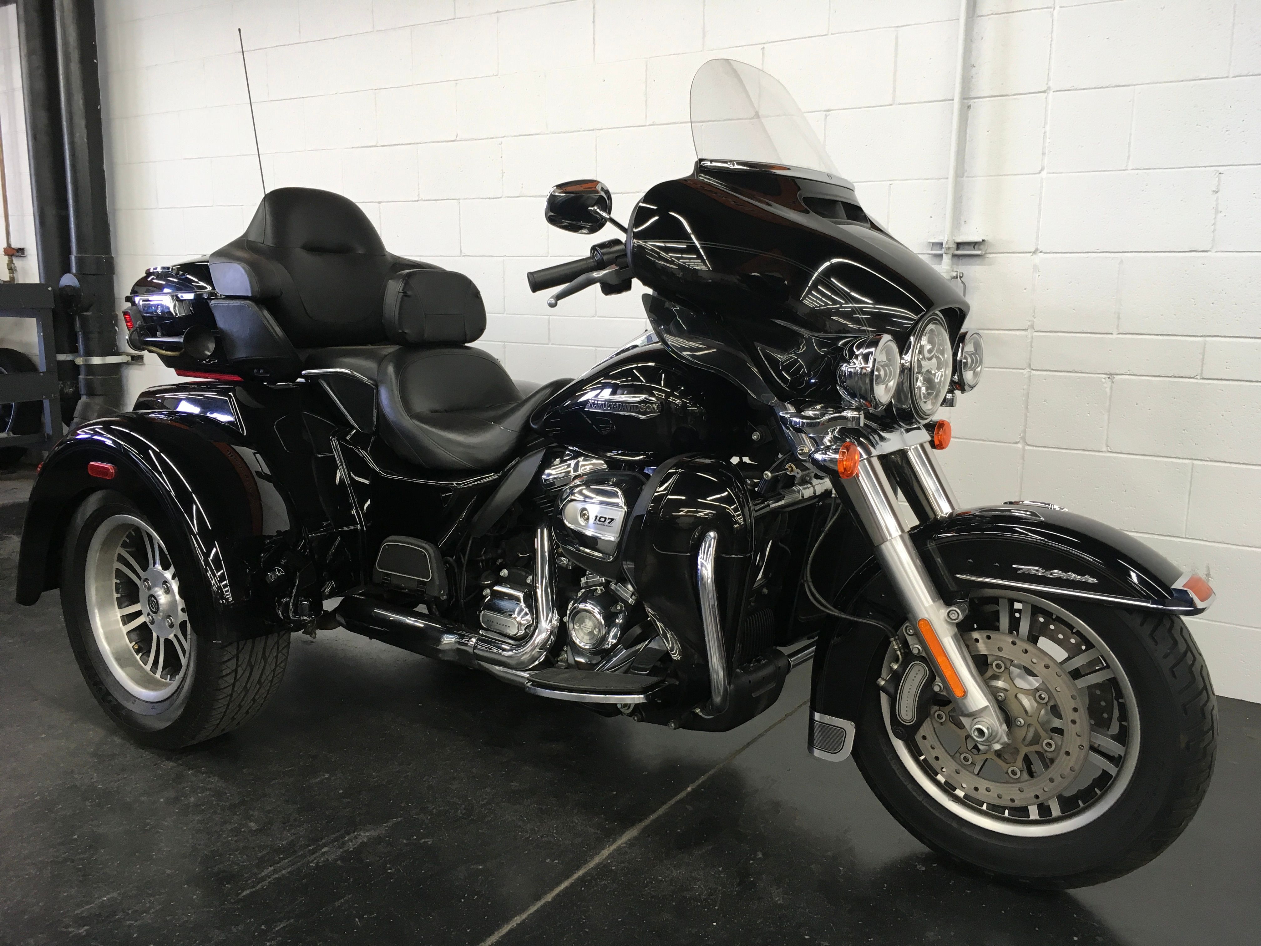 Pre-owned 2018 Harley-davidson Tri Glide Ultra Classic In Tucson # 