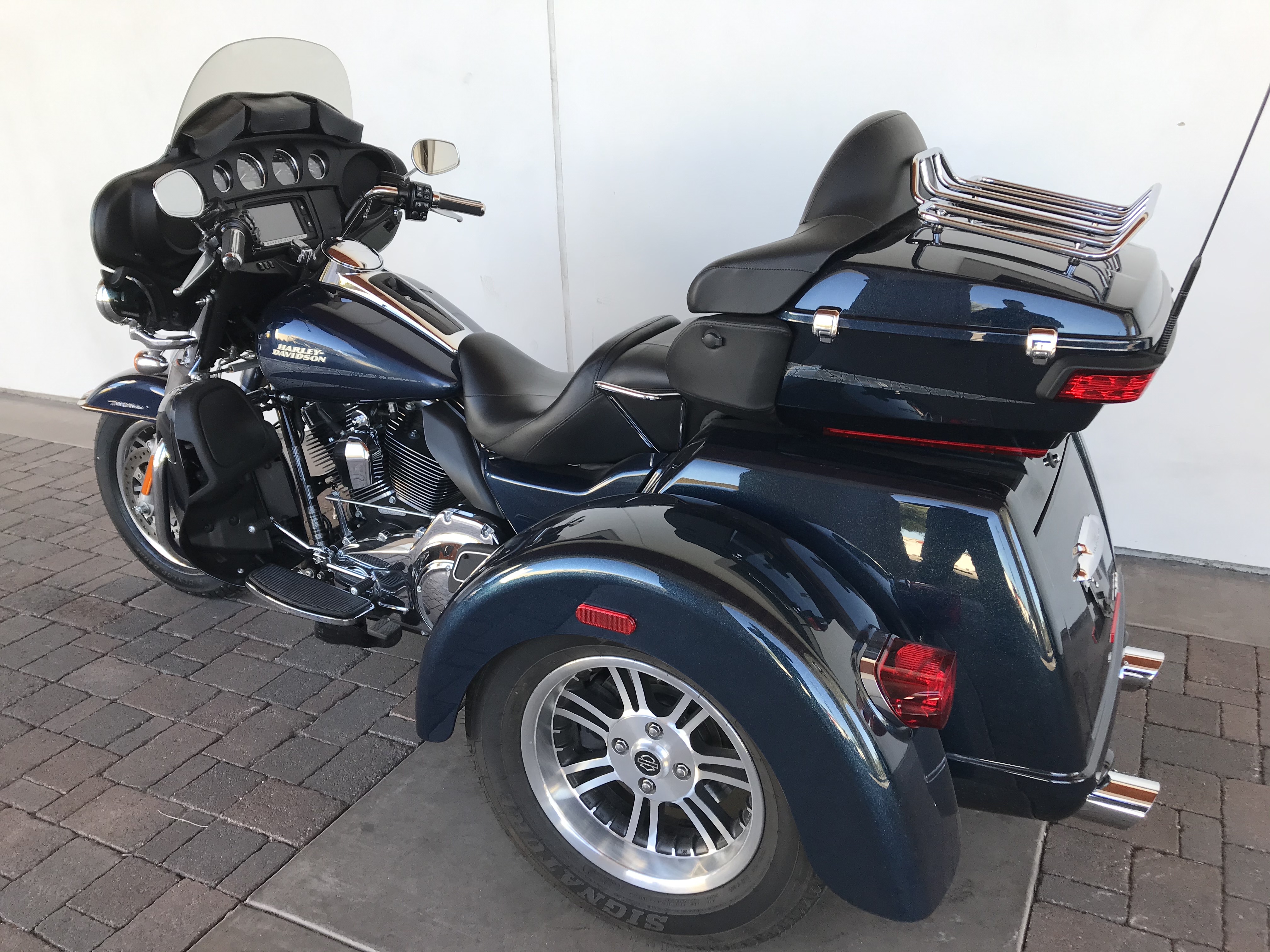 Pre-Owned 2016 Harley-Davidson Tri Glide Ultra Classic in Tucson # ...