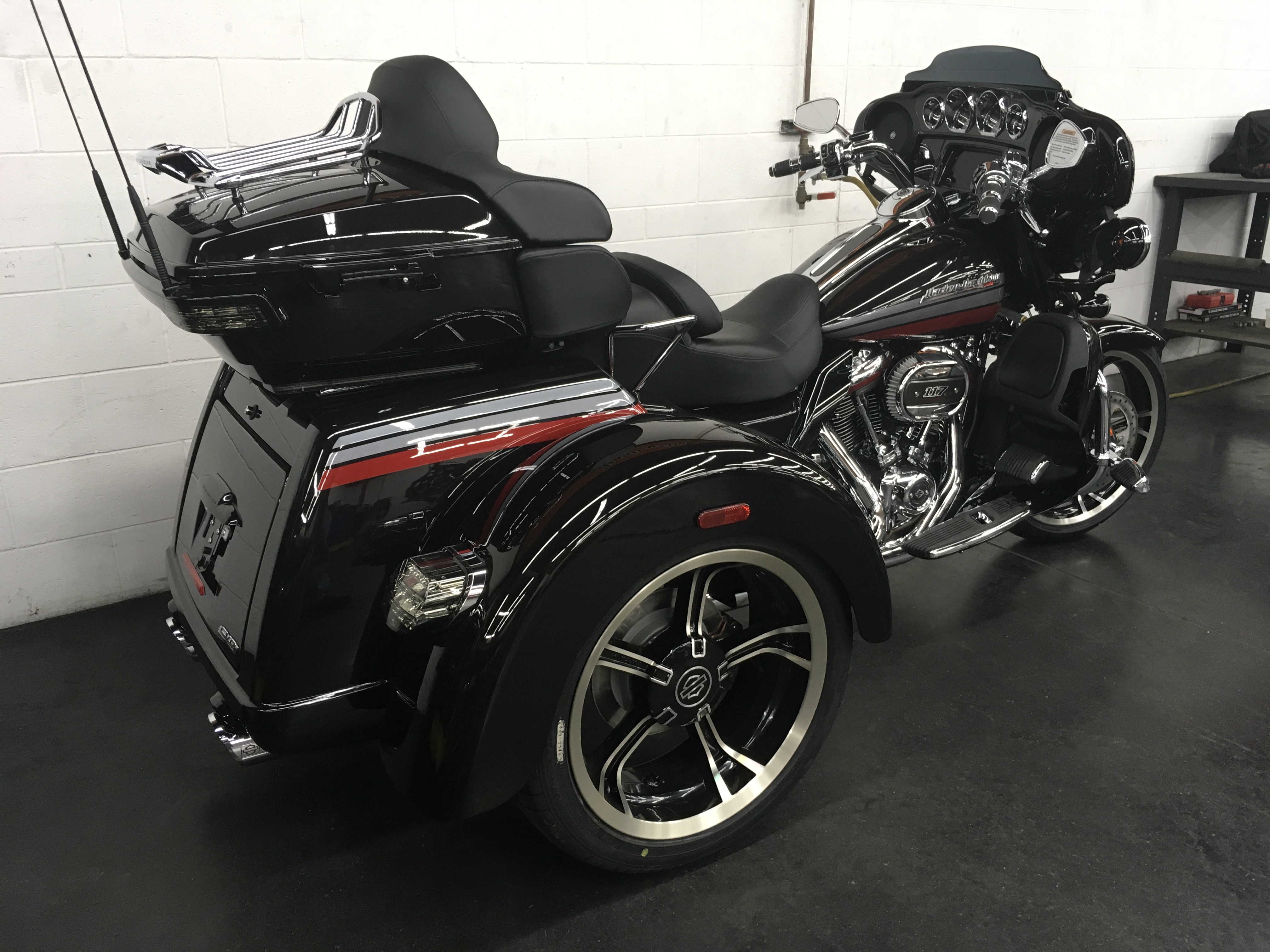 New 2020 Harley-Davidson CVO Tri Glide in Tucson #D54338 | Harley ...